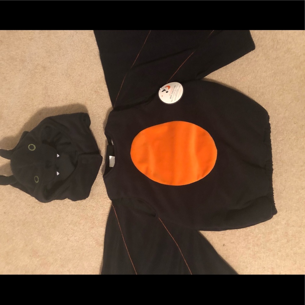 NWT Pottery Barn kids Halloween bat costume sz 4-6